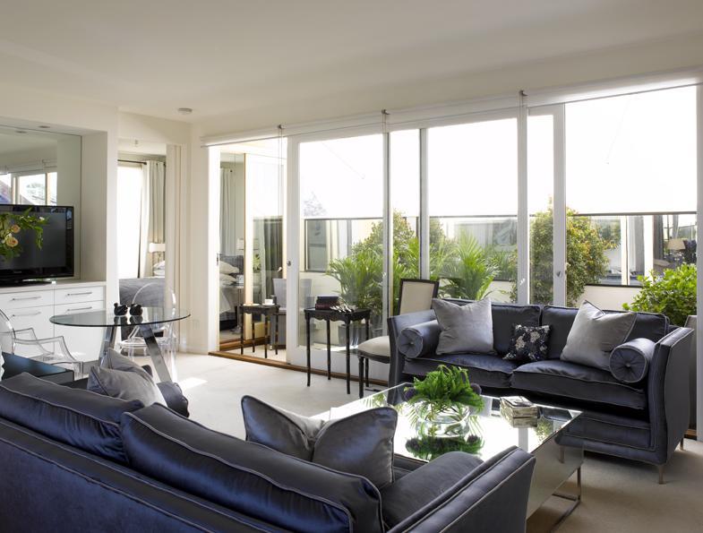 Andre'S Mews Aparthotel Melbourne Bagian luar foto