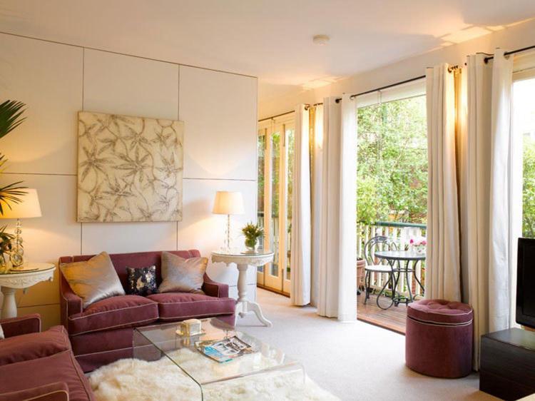 Andre'S Mews Aparthotel Melbourne Ruang foto